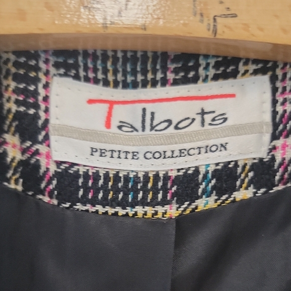 Talbots Plaid Blazer with Pink Highlights - Picture 2 of 10